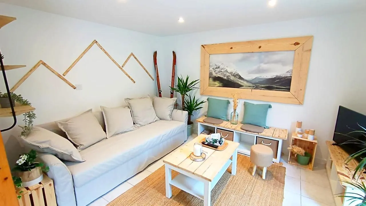 Apartment Ferienwohnung Refuge Des Myosotis - Proche Chambery - Jardin - Calme - Cosy Barberaz